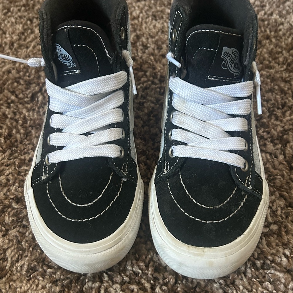 Vans Kids High-Top Sneakers - Black and White barely worn